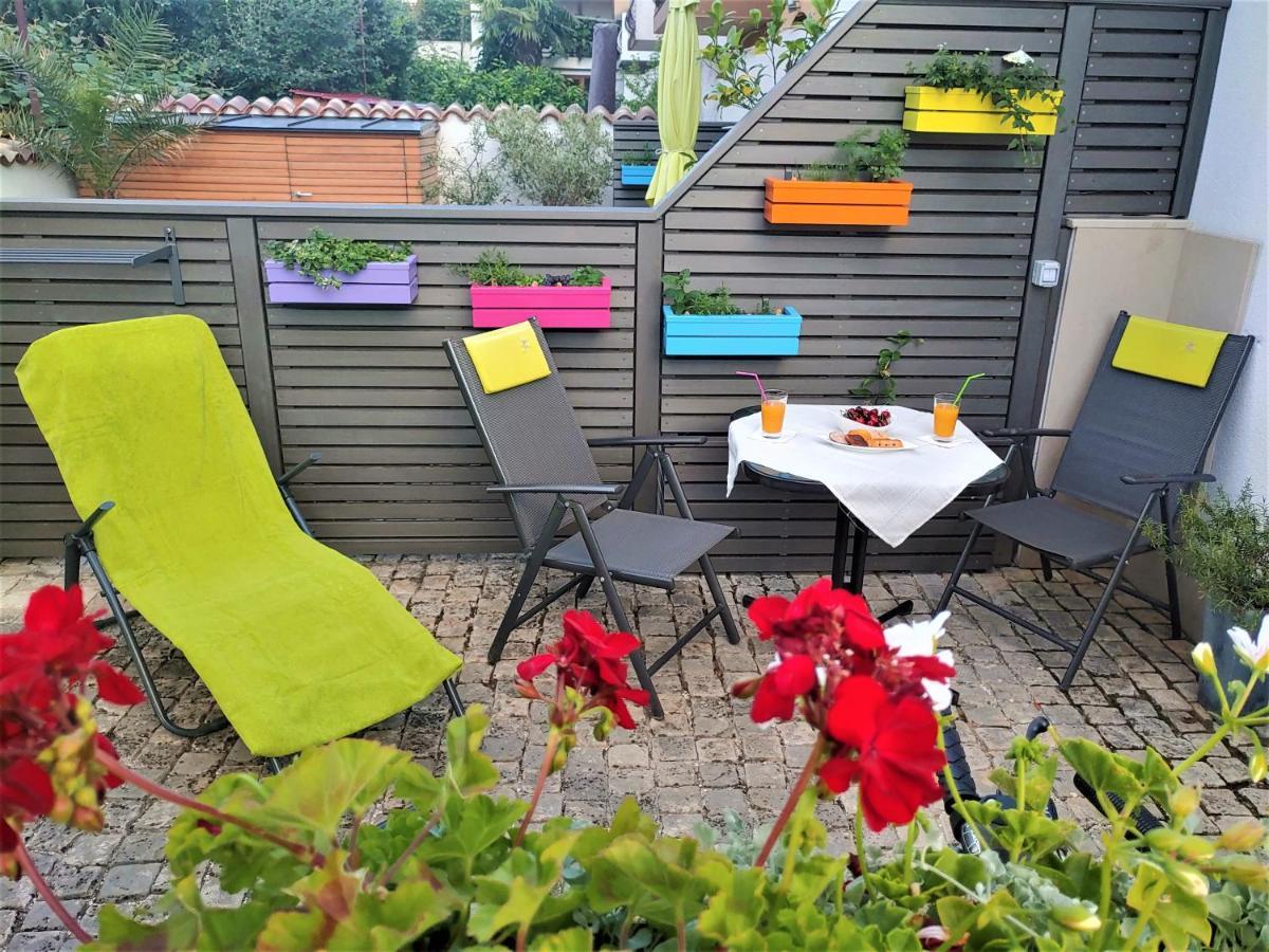 Apartments Sarc 로비니 외부 사진